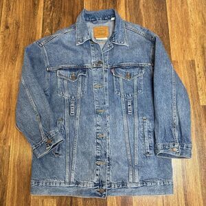 Levi's Men’s Original Dark Blue Denim Trucker Jean Jacket